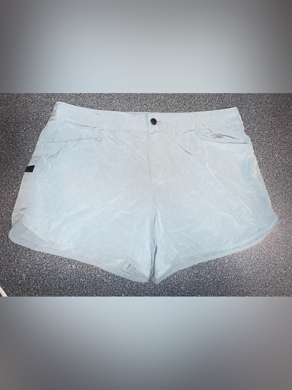 Magellan Outdoors Shorts w/ Fishing Line Cutter Buttons Lot of 4 Ladies Size XL - Picture 6 of 16